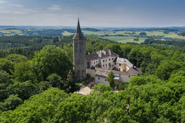 Gotický hrad Roštejn